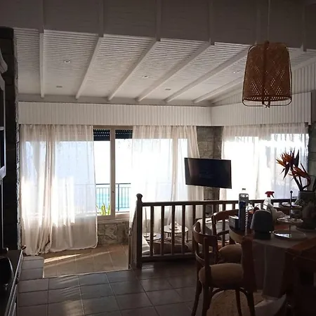 Prázdninový dům Paul Seafront House