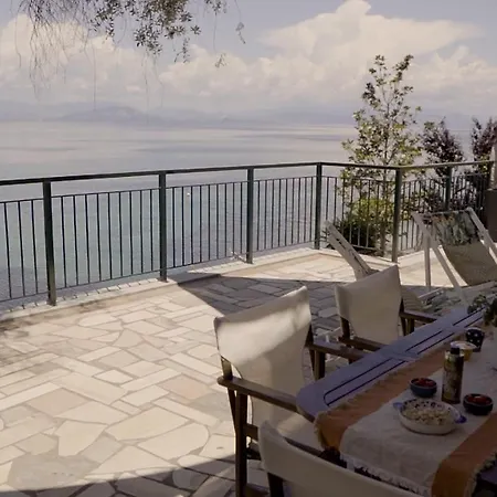 Paul Seafront House Prázdninový dům Mesongí