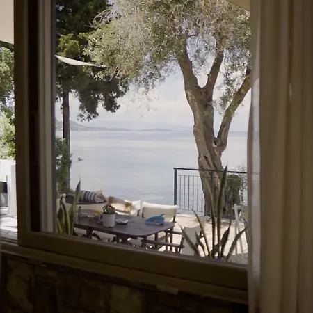 Paul Seafront House * Mesongí