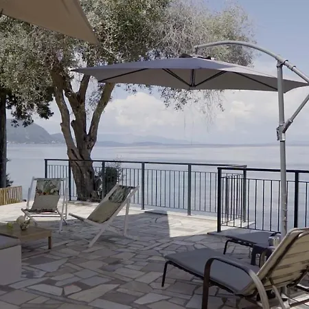 Paul Seafront House * Mesongí