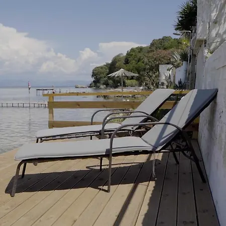 Prázdninový dům Paul Seafront House Mesongí
